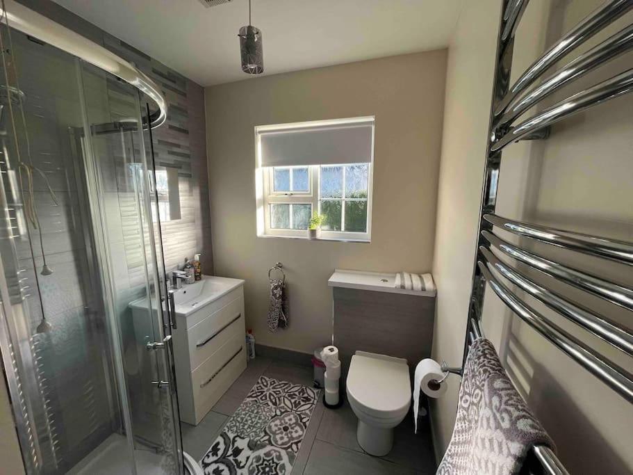 Cosy 4 Bed Bungalow In Quiet Residential Area! Strabane Zewnętrze zdjęcie